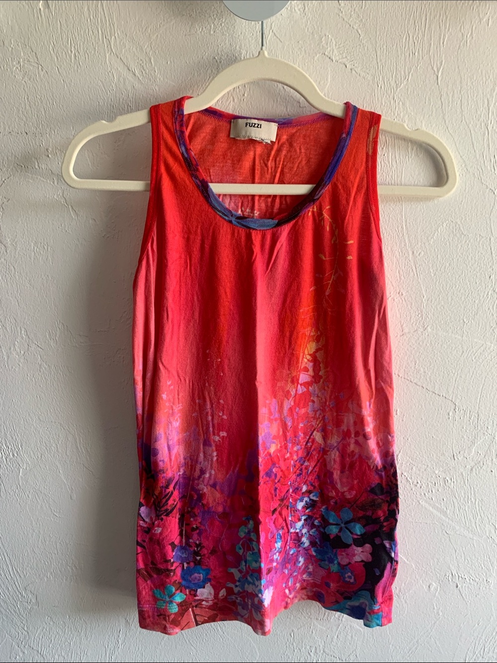 FUZZI Italy S Red Pink Floral Sleeveless Tank Top